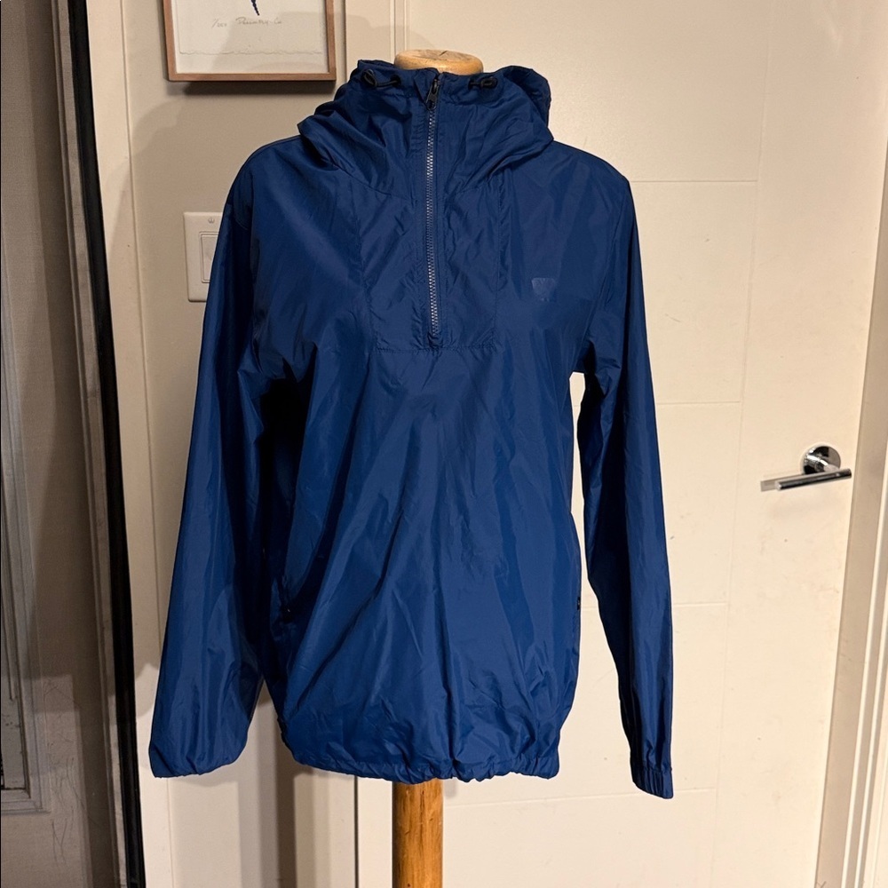 Blue Bench windbreaker